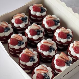 Cake Individual Naked con Frutillas