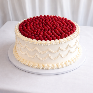 Tarta boda con frambuesas
