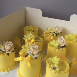 Cake individual floral coquette
